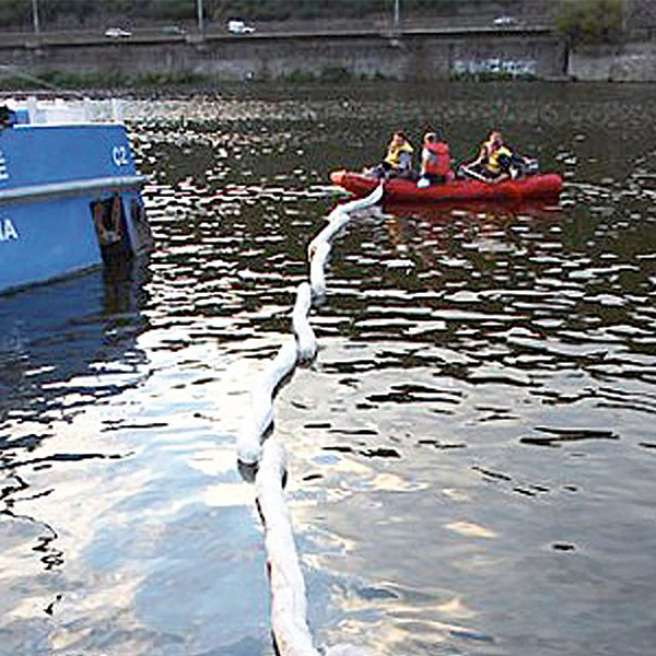 Oil Selective White Absorbent Boom Targeted Spill Control for Oil and Hydrocarbons